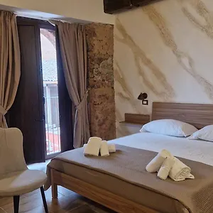 https://la-ciminiera-rooms.taorminaitalyhotels.com